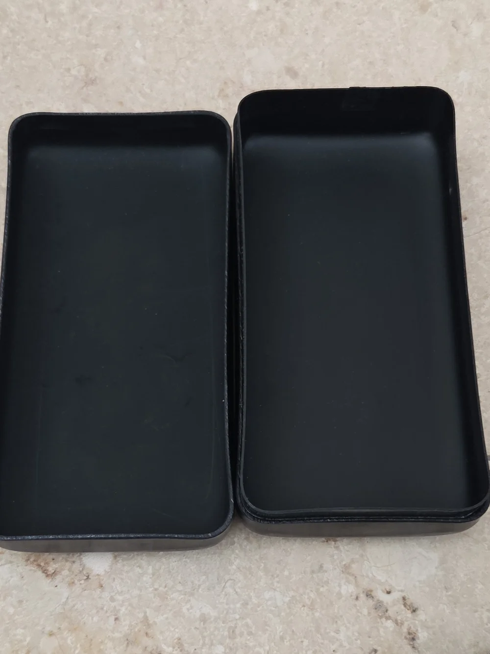 Vtg Men’s Travel Grooming Kit Leather Case & Bakelite Accessories – Mid-Century